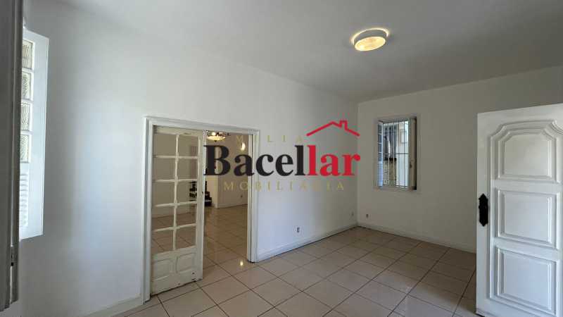 Casa, 8 quartos, 451 m² - Foto 4