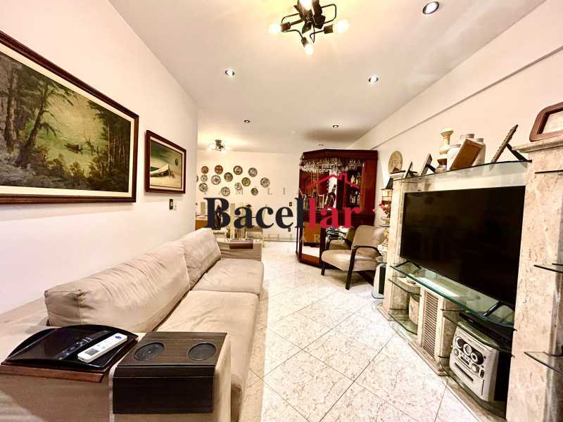 Apartamento, 3 quartos, 136 m² - Foto 4