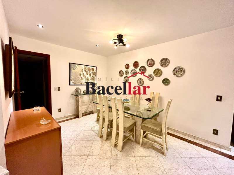Apartamento, 3 quartos, 136 m² - Foto 3