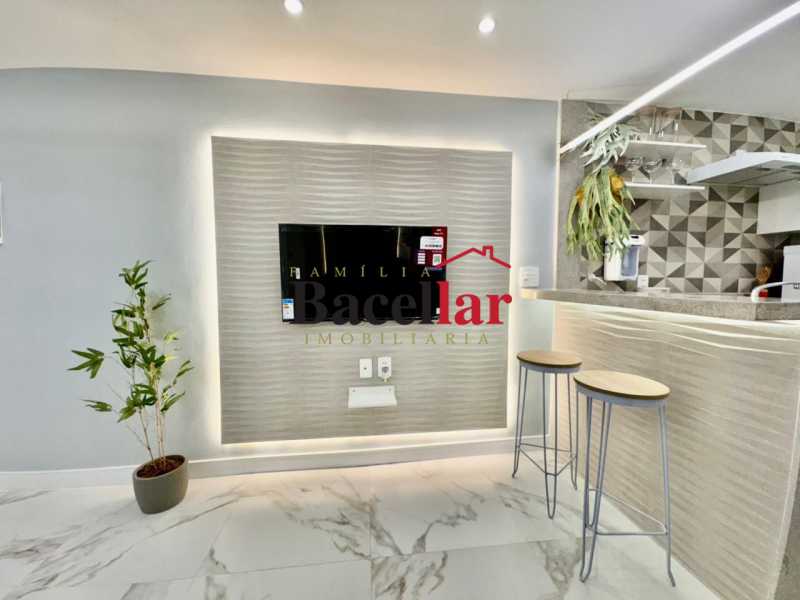 Apartamento, 1 quarto, 41 m² - Foto 2