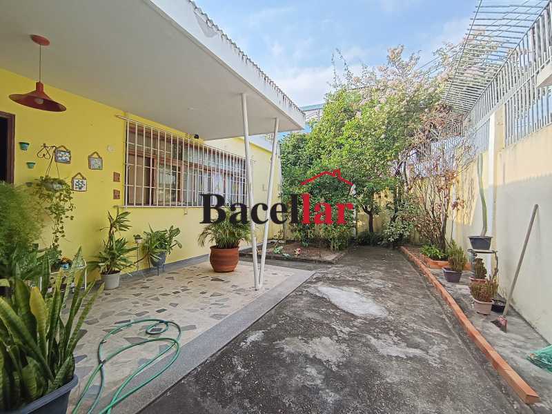 Casa, 4 quartos, 370 m² - Foto 1