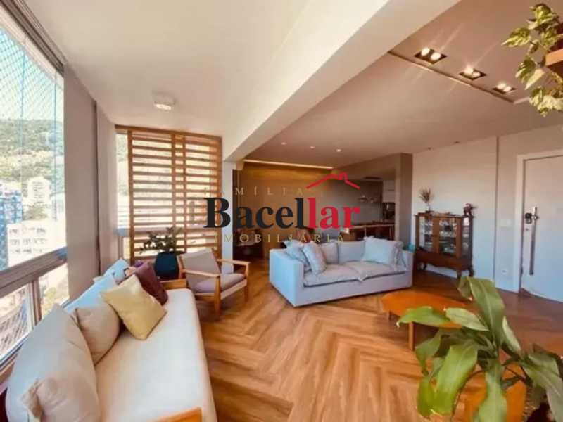 Apartamento, 3 quartos, 156 m² - Foto 4