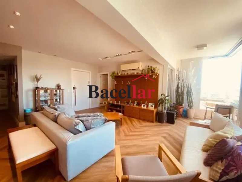 Apartamento, 3 quartos, 156 m² - Foto 5
