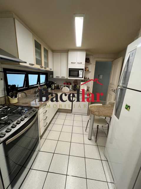 Apartamento, 3 quartos, 209 m² - Foto 10