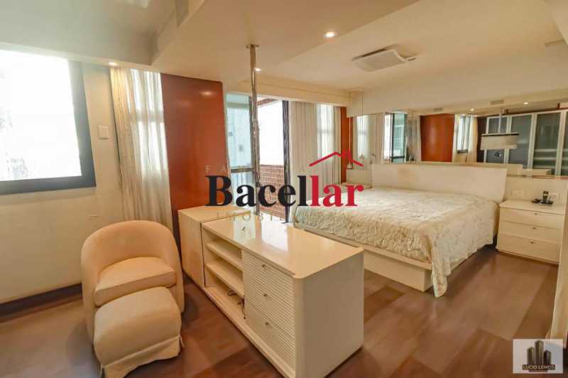 Apartamento, 3 quartos, 209 m² - Foto 19