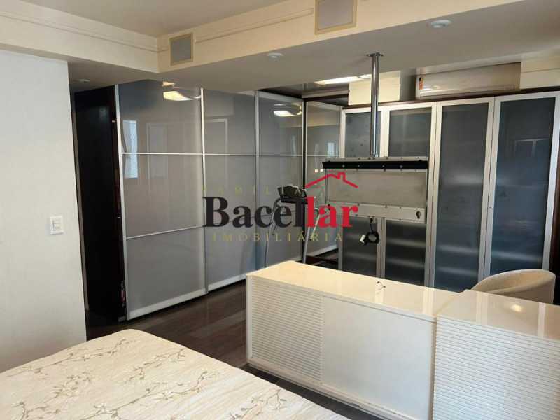 Apartamento, 3 quartos, 209 m² - Foto 20