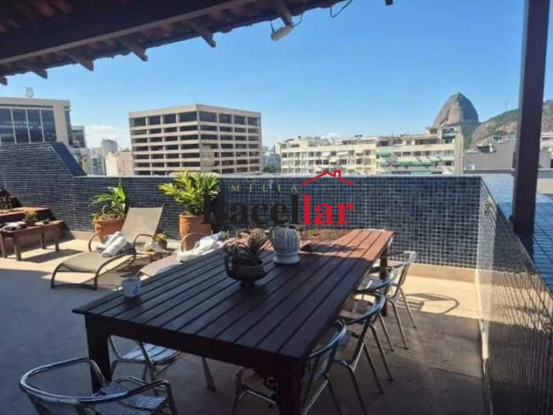 Cobertura, 3 quartos, 209 m² - Foto 4