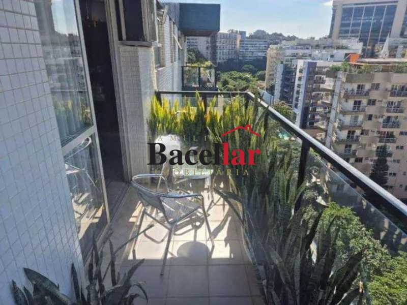 Cobertura, 3 quartos, 209 m² - Foto 10