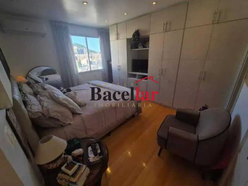 Cobertura, 3 quartos, 209 m² - Foto 27
