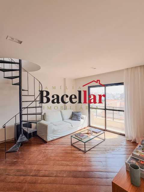 Cobertura, 4 quartos, 200 m² - Foto 2