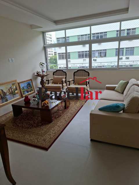 Apartamento, 4 quartos, 240 m² - Foto 1