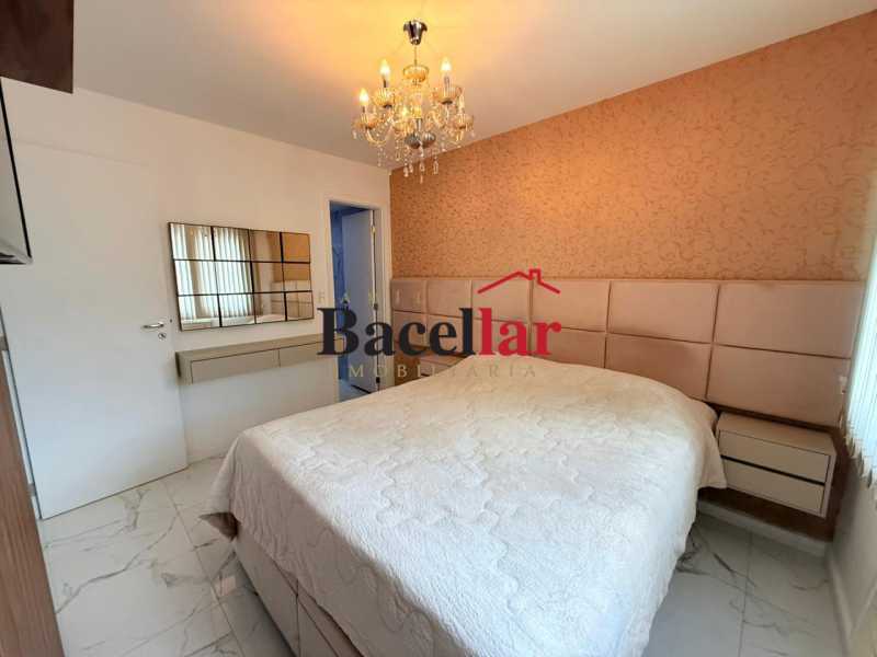 Cobertura, 3 quartos, 230 m² - Foto 16