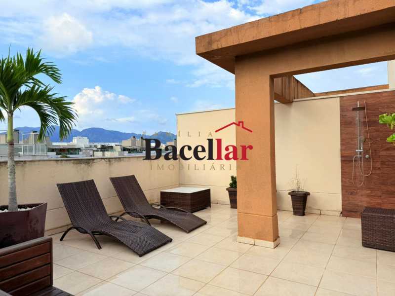 Cobertura, 3 quartos, 230 m² - Foto 6