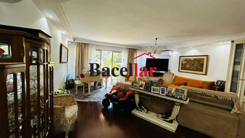 Apartamento, 4 quartos, 195 m² - Foto 3