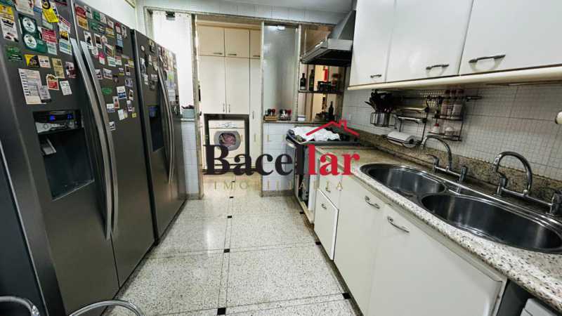 Apartamento, 4 quartos, 195 m² - Foto 8
