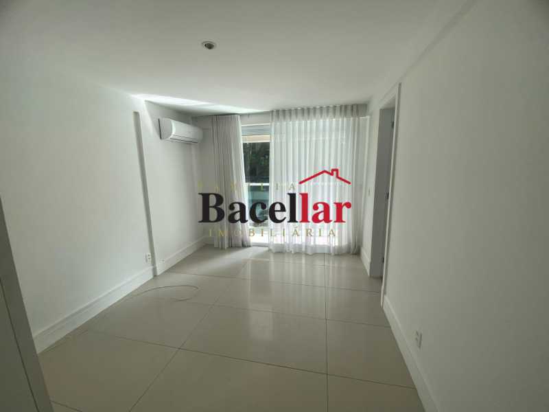 Apartamento, 4 quartos, 229 m² - Foto 9