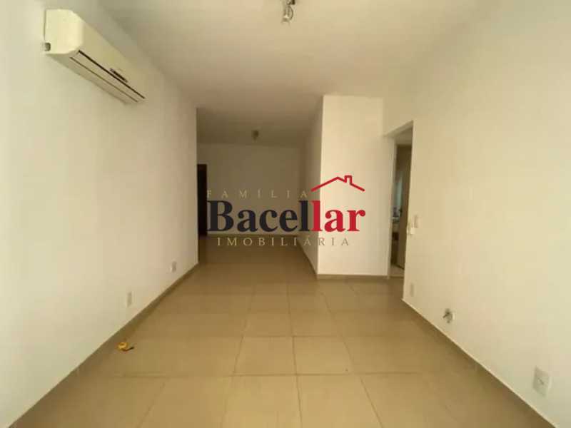 Apartamento, 2 quartos, 79 m² - Foto 2