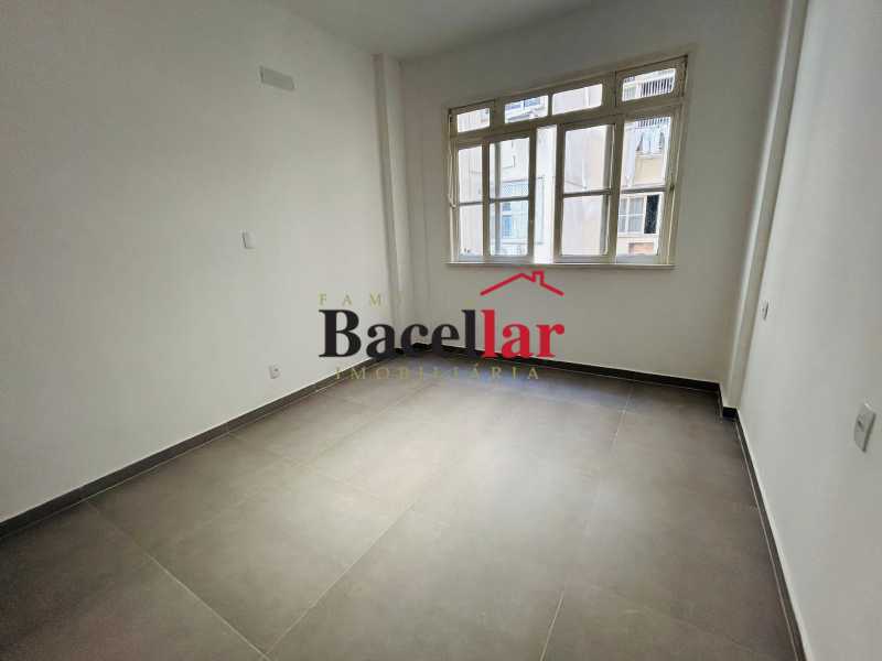 Apartamento, 1 quarto, 29 m² - Foto 2