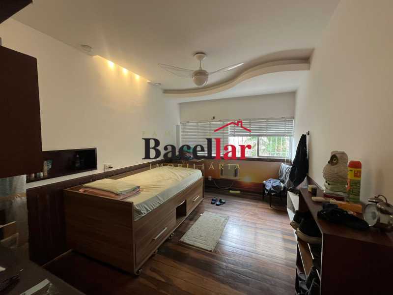 Apartamento, 4 quartos, 230 m² - Foto 2