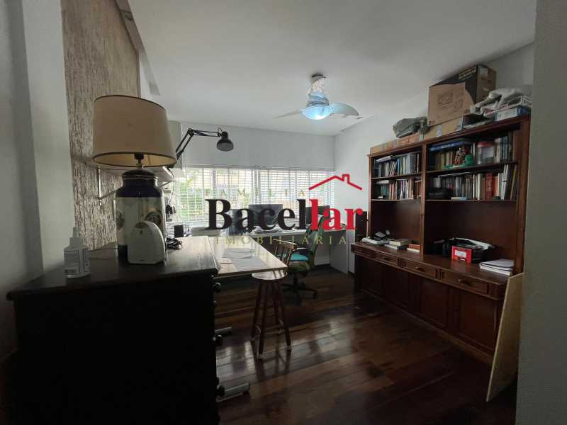 Apartamento, 4 quartos, 230 m² - Foto 4