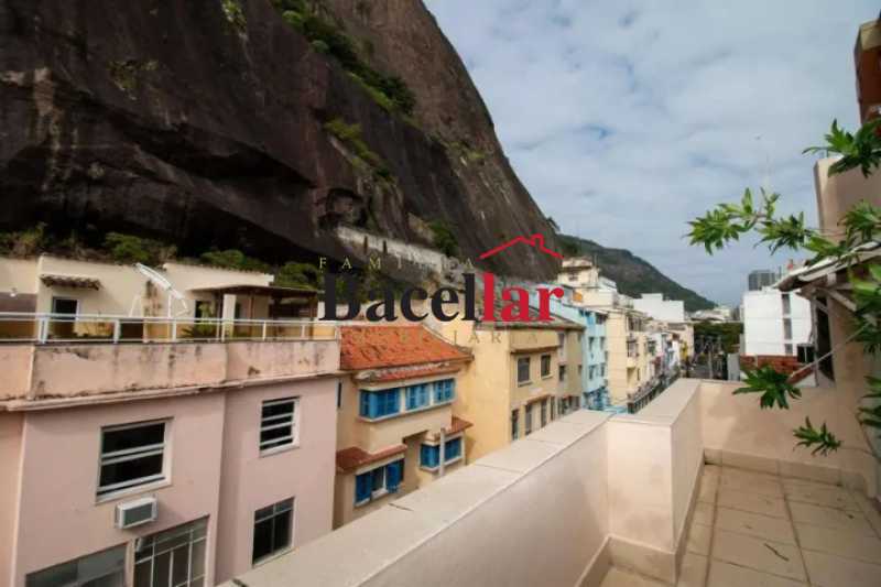 Cobertura, 3 quartos, 215 m² - Foto 6