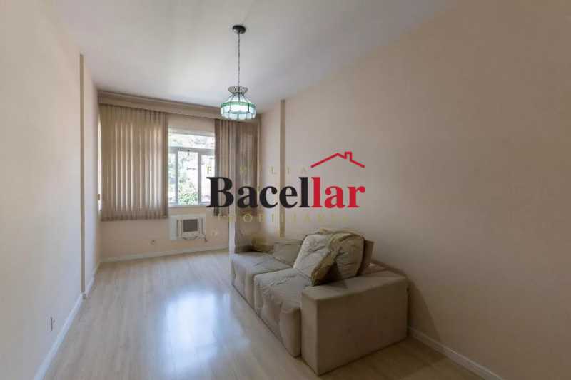 Apartamento, 3 quartos, 105 m² - Foto 2