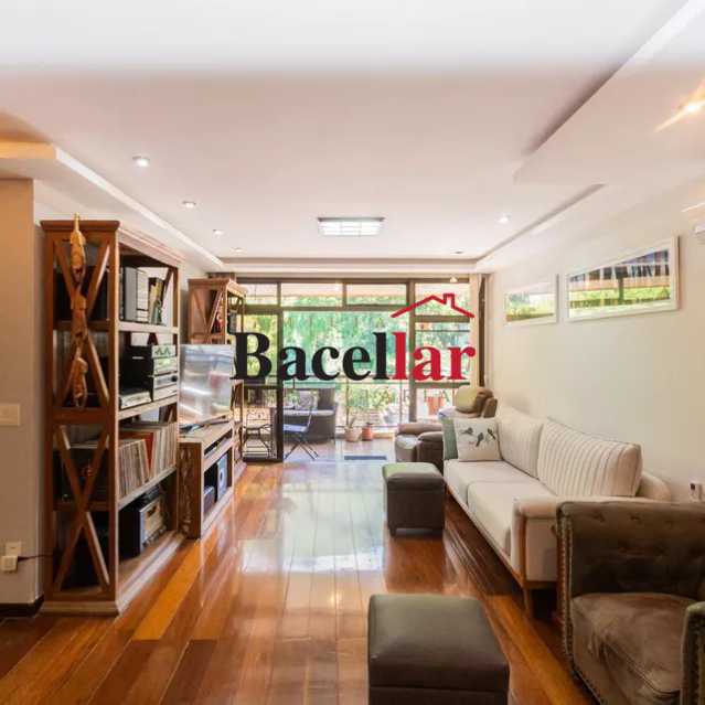 Apartamento, 3 quartos, 142 m² - Foto 1