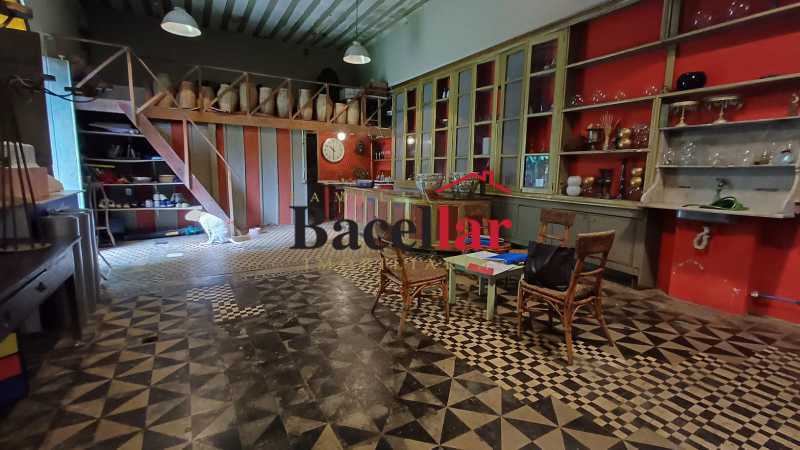 Casa, 4 quartos, 223 m² - Foto 9
