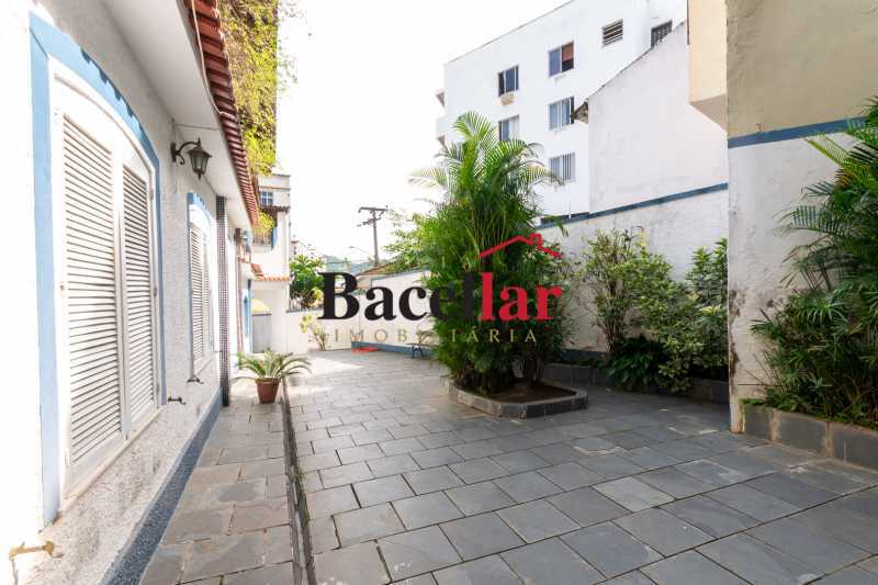 Casa, 4 quartos, 330 m² - Foto 2