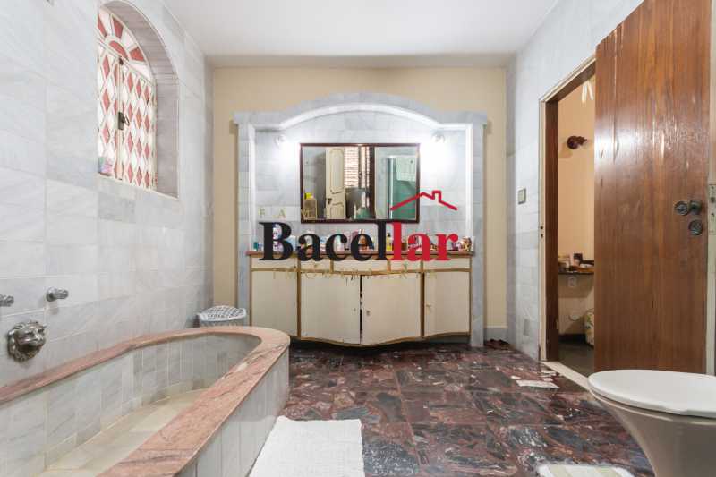 Casa, 4 quartos, 330 m² - Foto 17