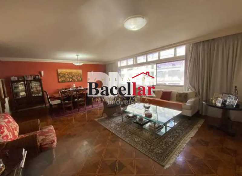 Apartamento, 3 quartos, 233 m² - Foto 1