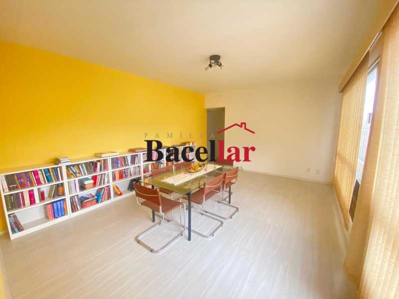 Apartamento, 3 quartos, 115 m² - Foto 1