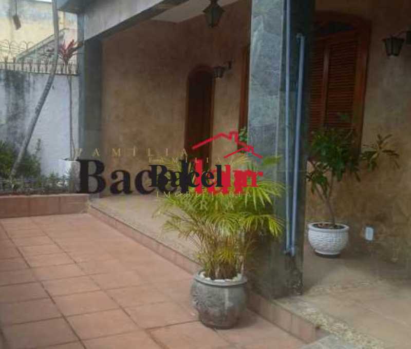 Casa, 4 quartos, 241 m² - Foto 1