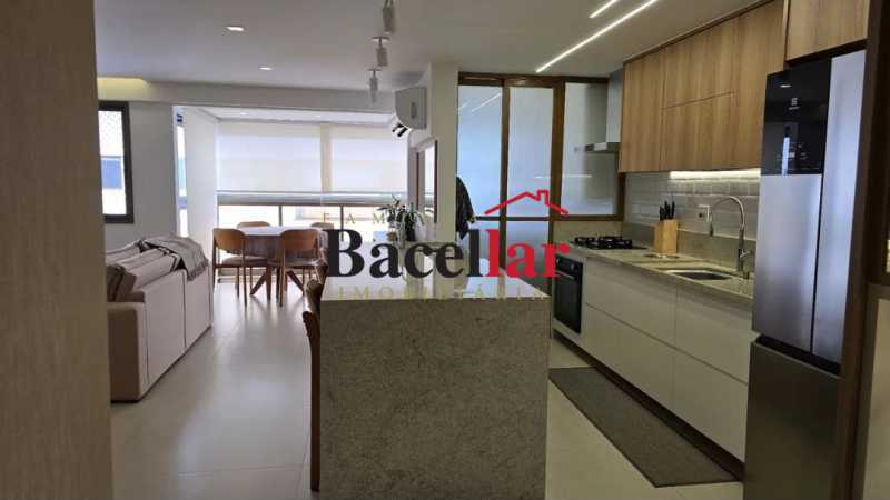 Cobertura, 3 quartos, 189 m² - Foto 6