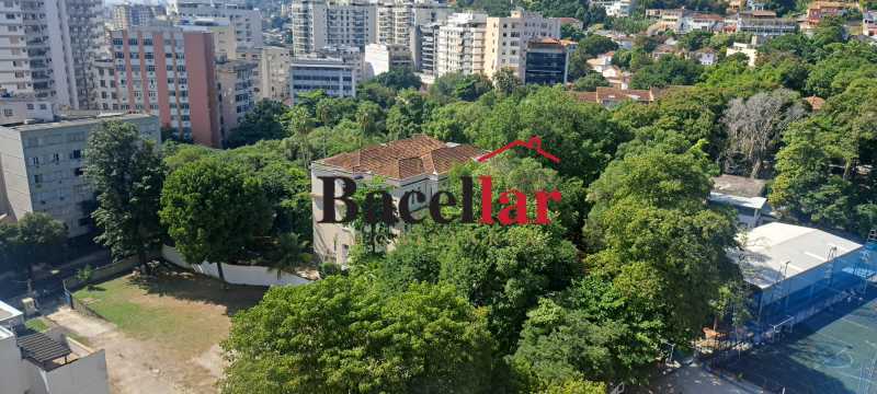 Apartamento, 3 quartos, 150 m² - Foto 2