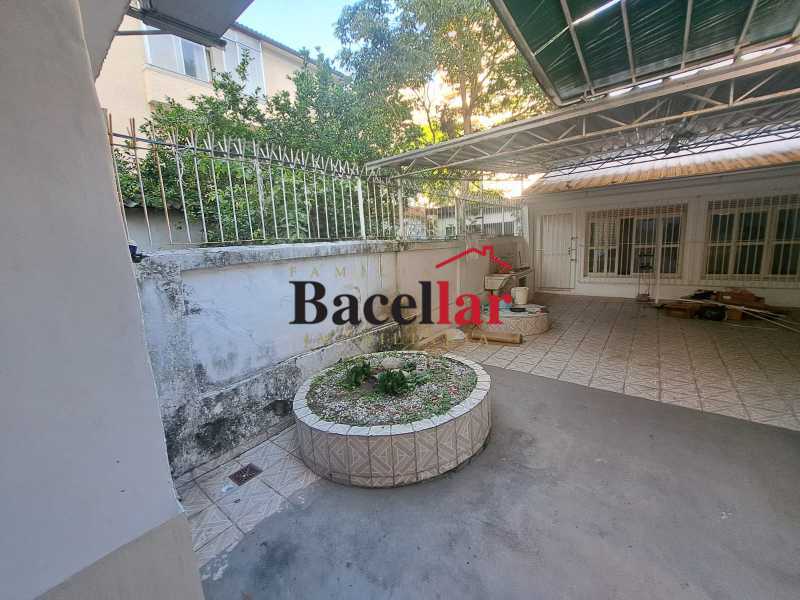 Casa, 5 quartos, 280 m² - Foto 4