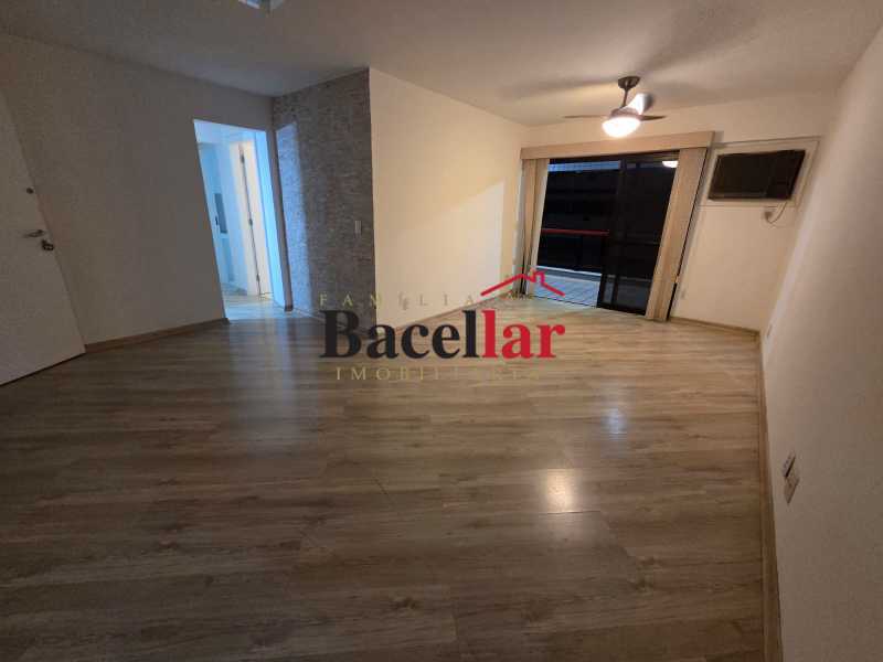 Apartamento, 3 quartos, 109 m² - Foto 2