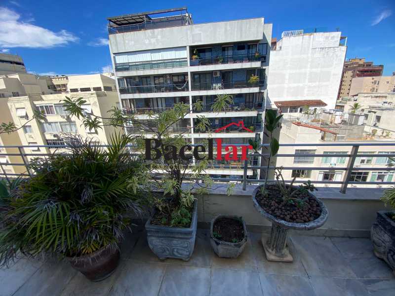 Cobertura, 3 quartos, 210 m² - Foto 4