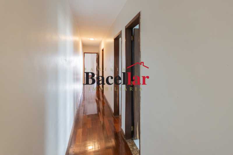 Cobertura, 3 quartos, 243 m² - Foto 5