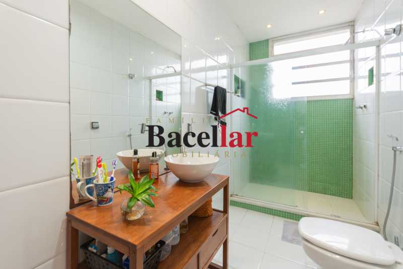 Cobertura, 3 quartos, 243 m² - Foto 19