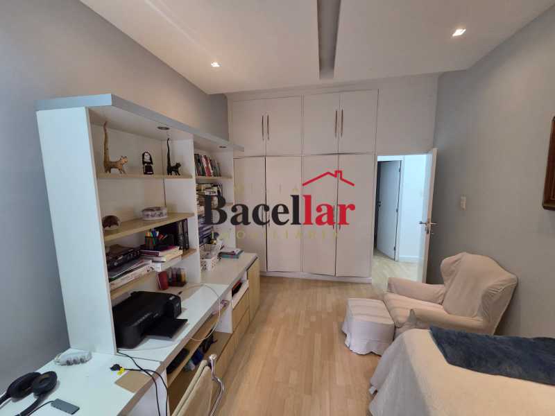 Apartamento, 3 quartos, 130 m² - Foto 26