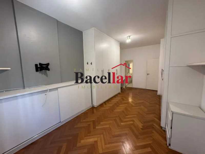 Apartamento, 3 quartos, 250 m² - Foto 10