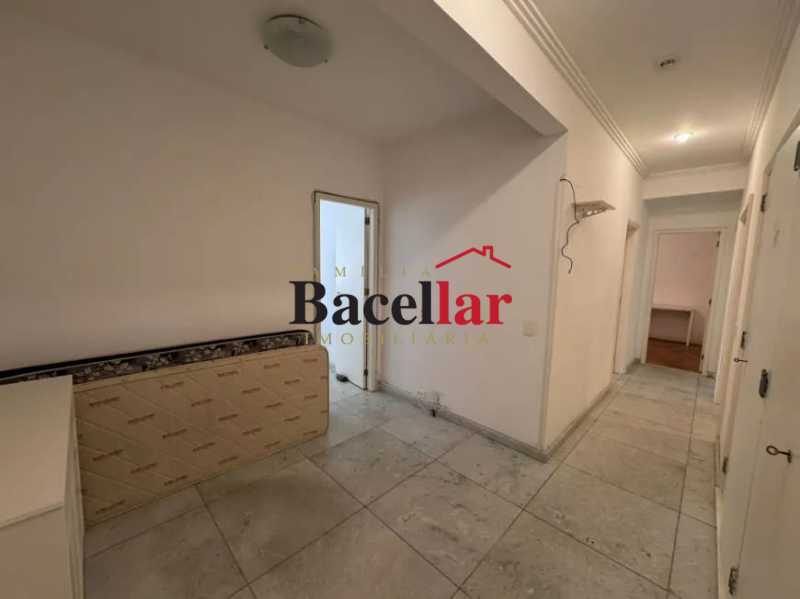 Apartamento, 3 quartos, 250 m² - Foto 14
