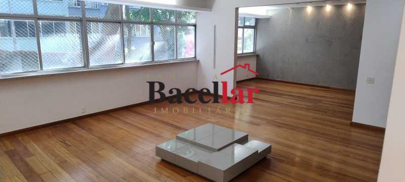 Apartamento, 4 quartos, 267 m² - Foto 1