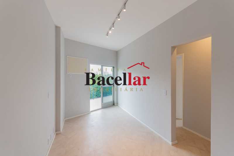 Apartamento, 2 quartos, 64 m² - Foto 2