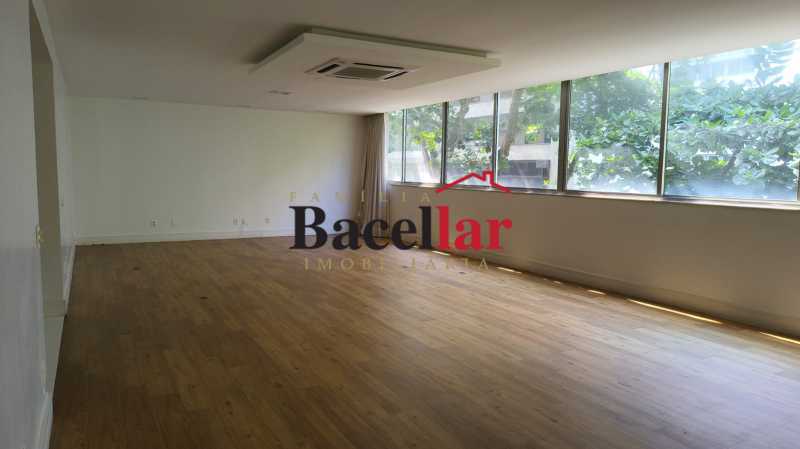 Apartamento, 4 quartos, 265 m² - Foto 1
