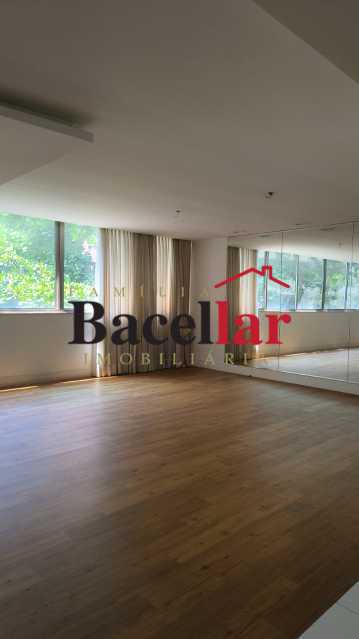 Apartamento, 4 quartos, 265 m² - Foto 2