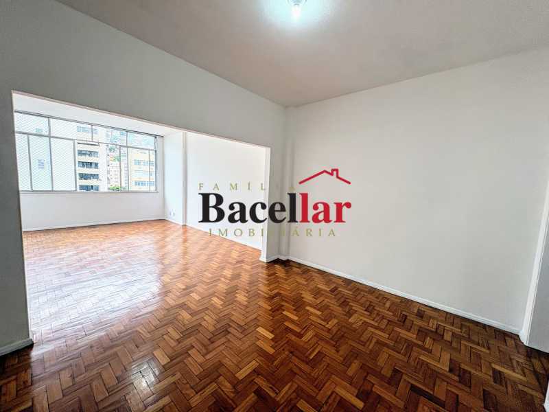 Apartamento, 3 quartos, 122 m² - Foto 1