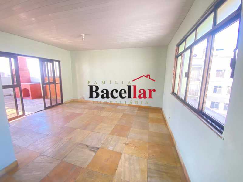 Cobertura, 3 quartos, 215 m² - Foto 6