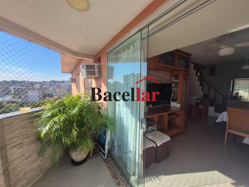 Cobertura, 3 quartos, 157 m² - Foto 2